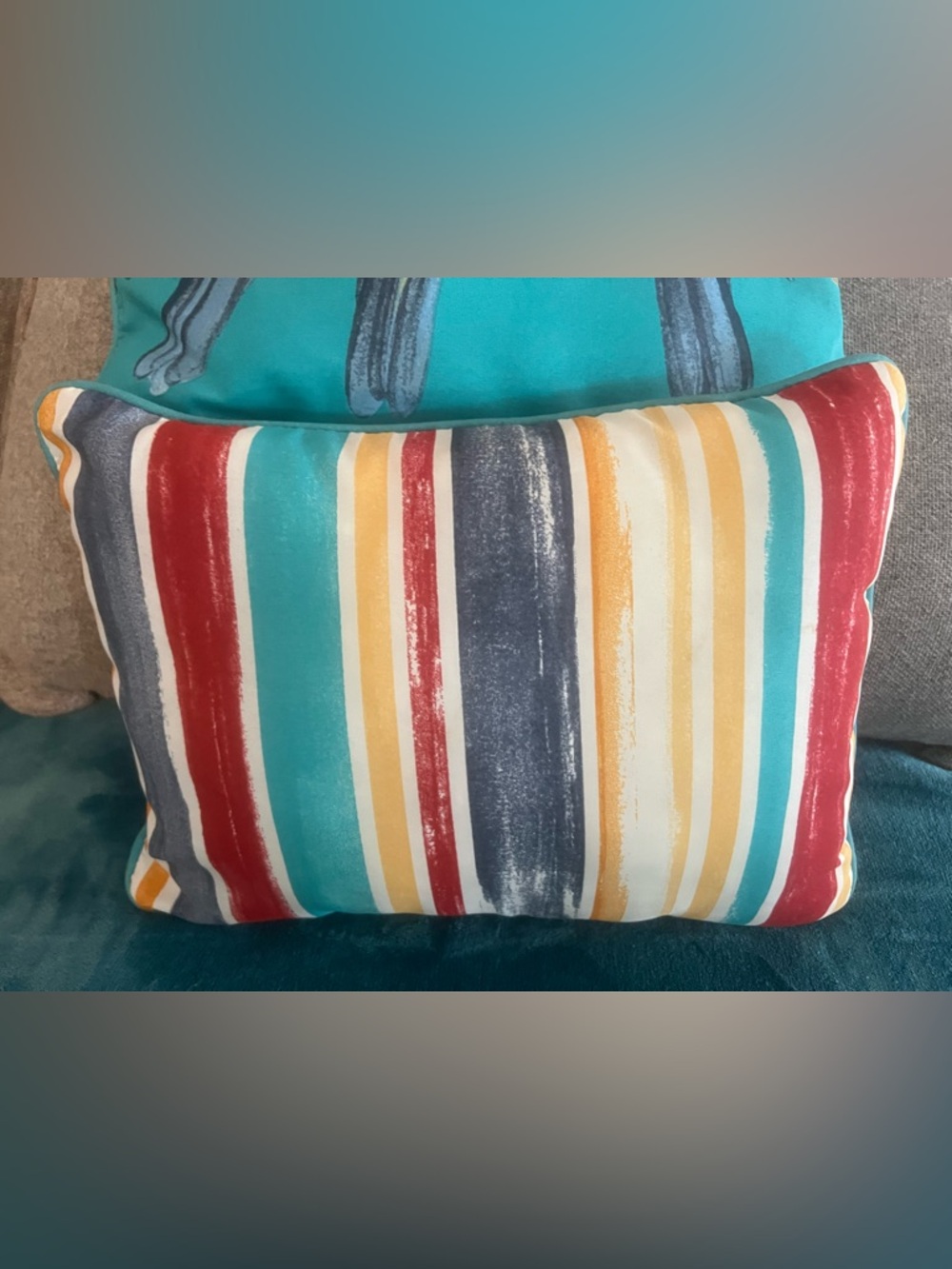 Set of 2 🐦 Decorative Bird Throw Pillows in Teal, Yellow & Red - Picture 3 of 5